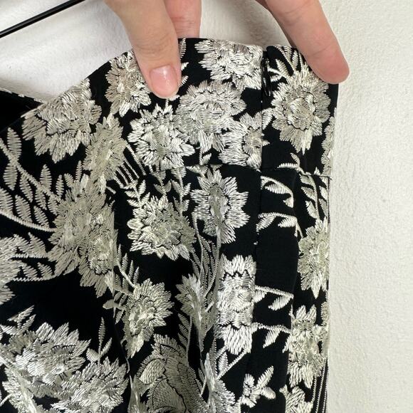 Haute Hippie NWT Black Silk Silver Floral Embroidered Lined Going Out Shorts - Picture 5 of 10